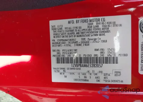 2014 Ford Mustang V6 z USA, uszkodzony, nr VIN 1ZVBP8AM6E5282057